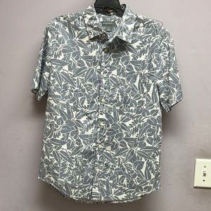 Peyton & Parker Mens medium short sleeve button down.